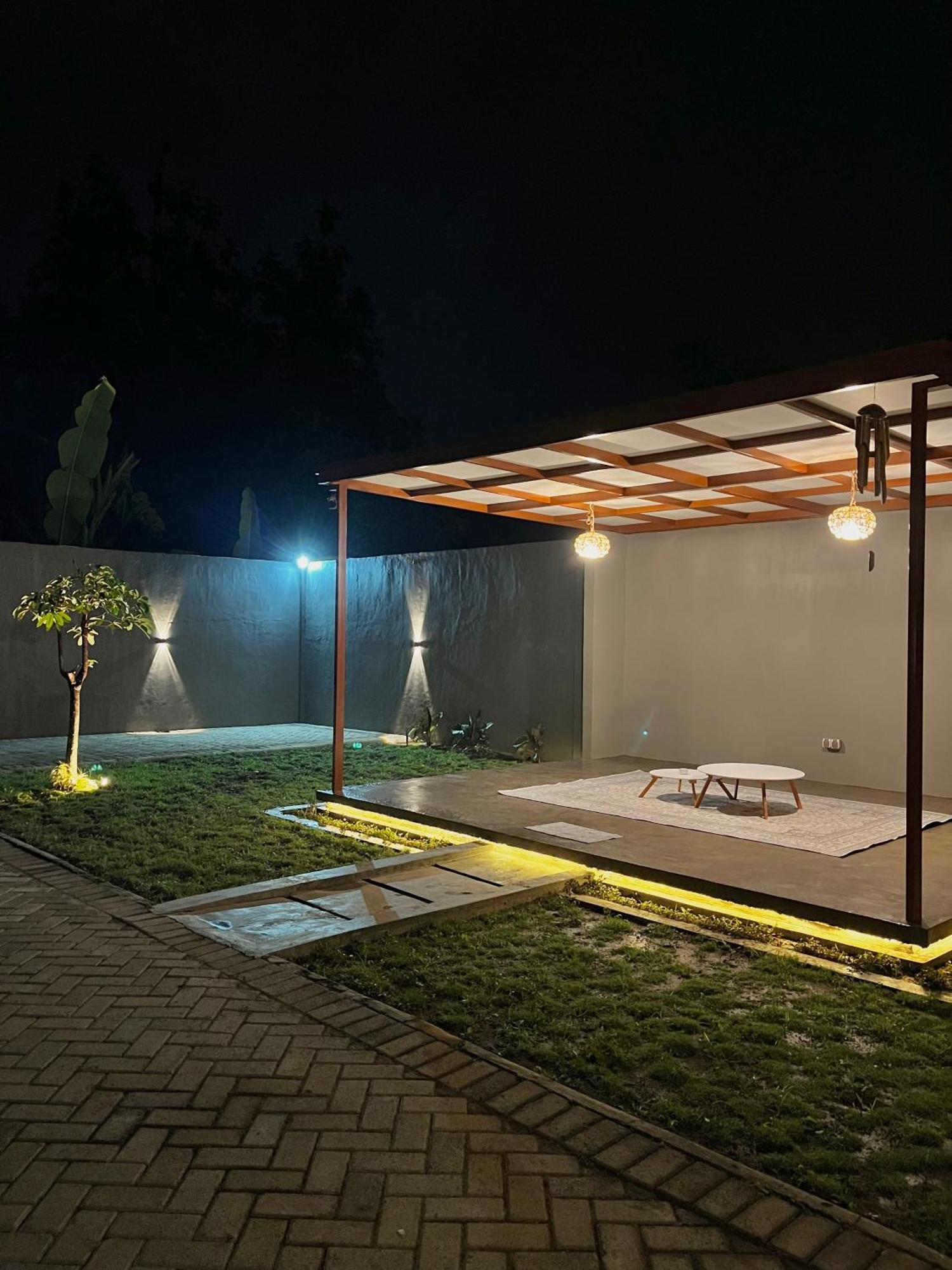 Joglo Homestay Banyuwangi Banyuwangi  Kültér fotó