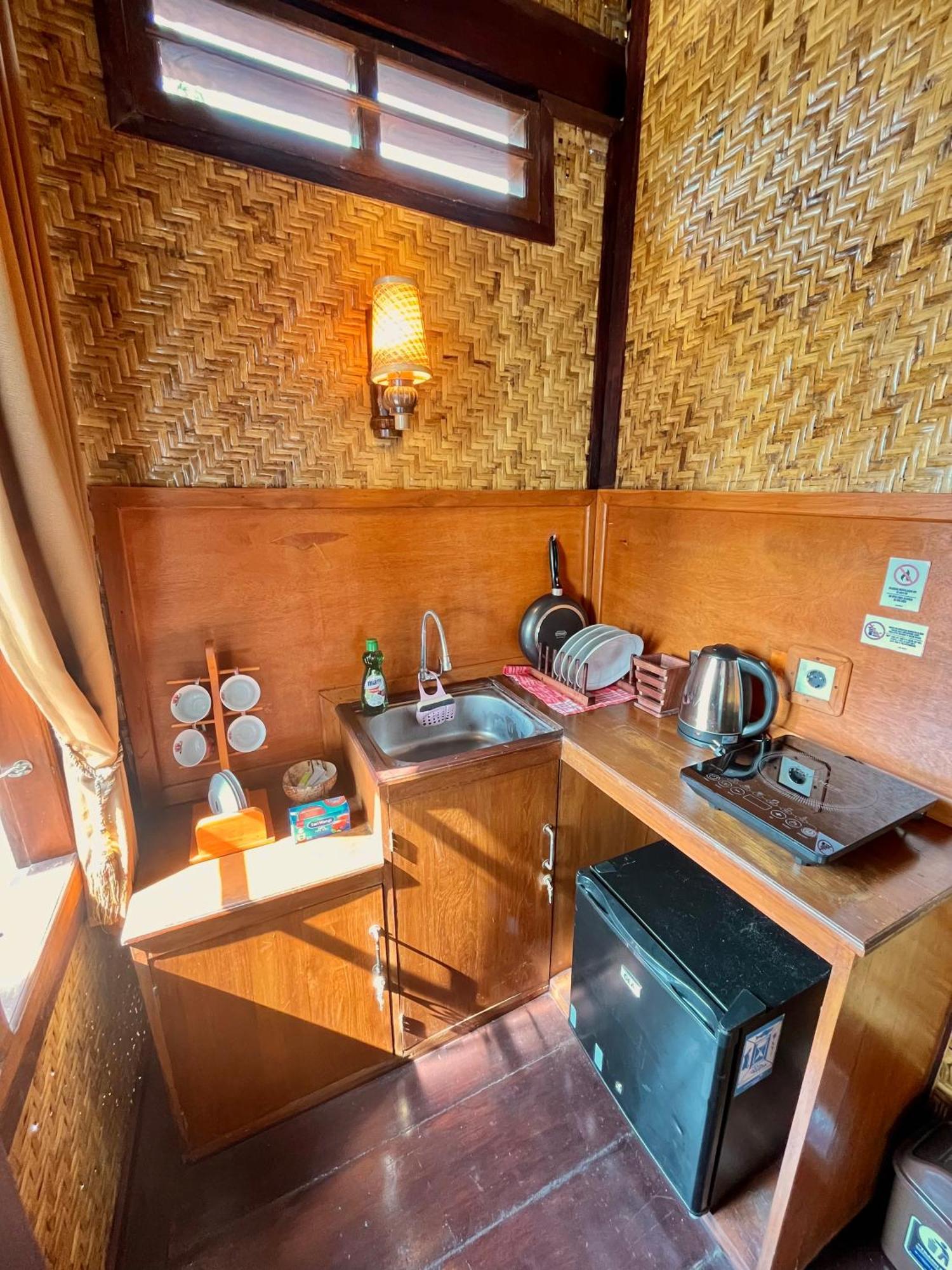 Joglo Homestay Banyuwangi Banyuwangi  Kültér fotó